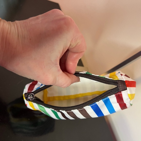 Henri Bendel Rainbow Stripe Cosmetic Bag Set (3 pc) - Collectible & Rare! - Picture 9 of 9